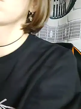 Aashikalaa webcam