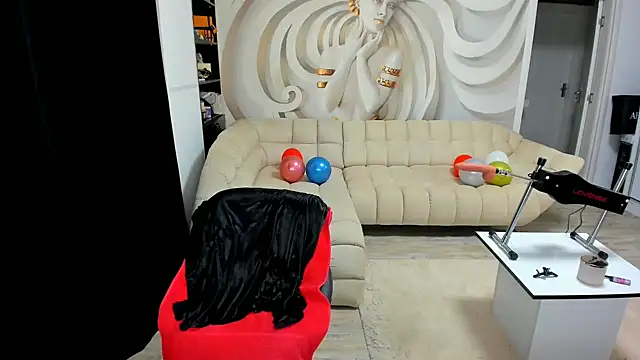 HaleySweet18 webcam