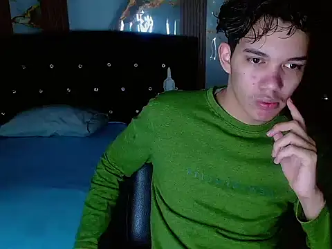 haku_nayro webcam