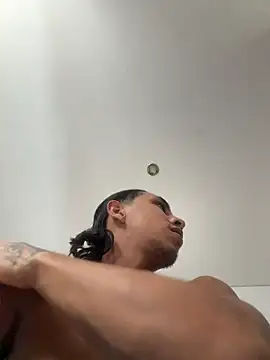 Monkey_uchiha777 webcam