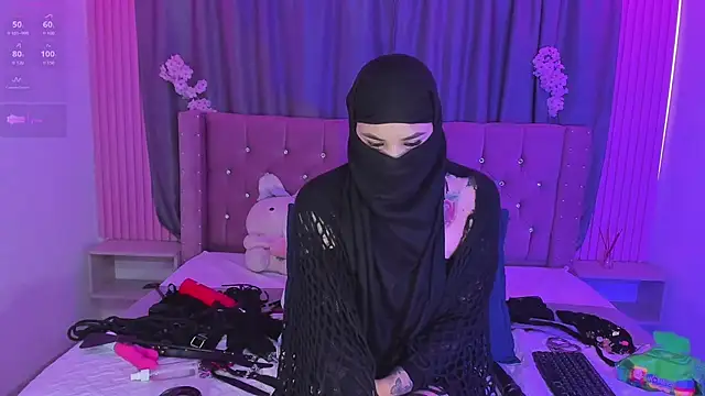 Nayla-Mouna webcam