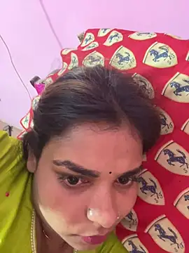 Aayra_Joshi webcam
