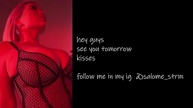 SalomeStorm_ webcam