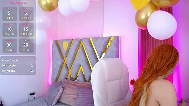 Lizza_Jones webcam