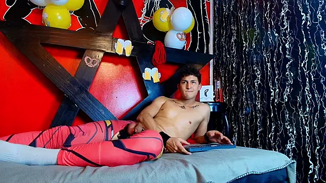 Axel_Romanov webcam
