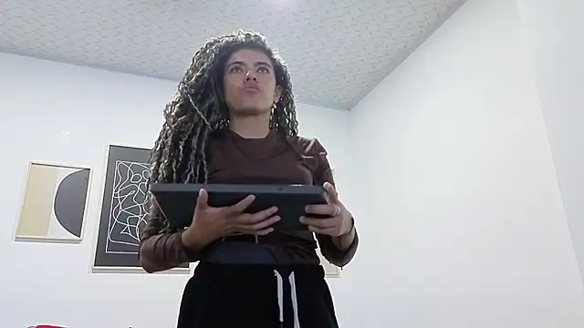 _lili_rose_ live cam on StripChat