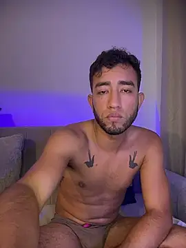 liam_bronw webcam