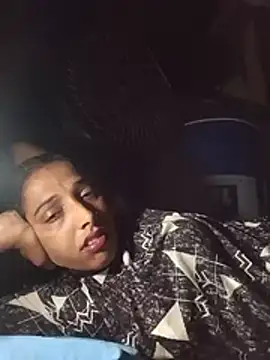 Pinki_thakur_1