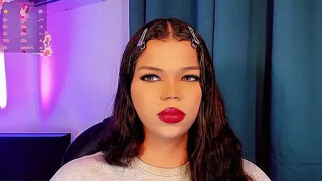 Keira_Fox31 webcam