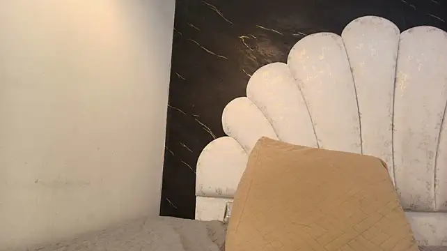 kissme_luna webcam