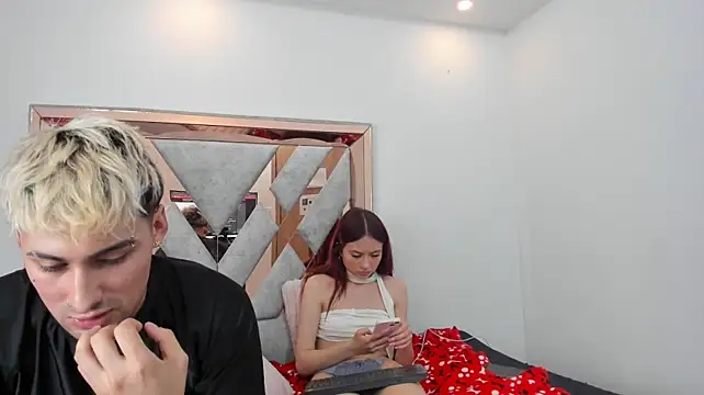 Kenji_n_Rousse webcam