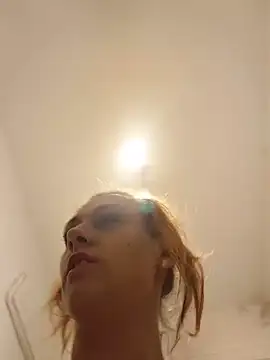 Bellaa25 webcam