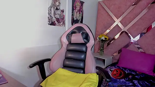 JadeQueen03 webcam