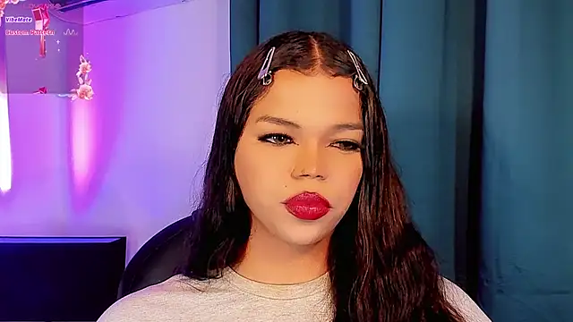 Keira_Fox31 webcam