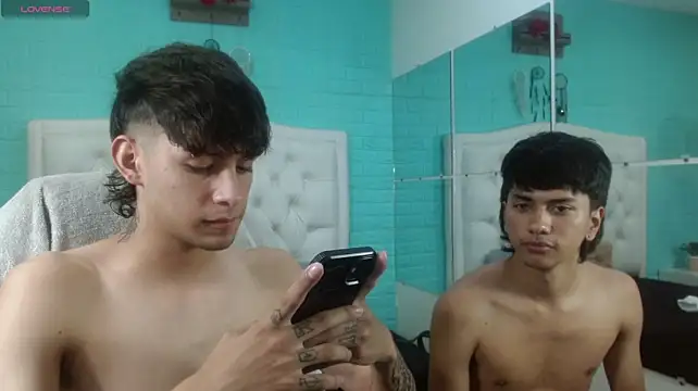 DraxBlade09 в эфире на Stripchat
