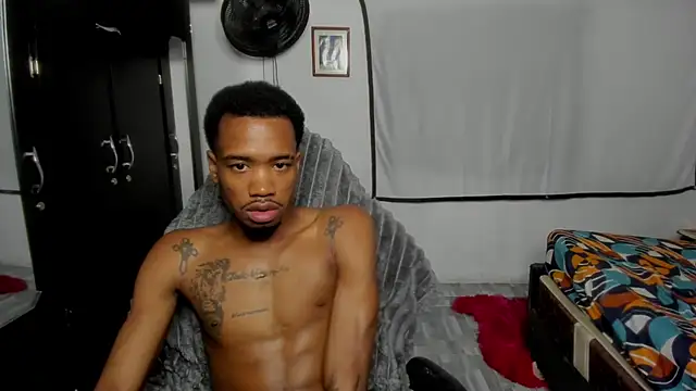 Kofi_exotic_2 webcam