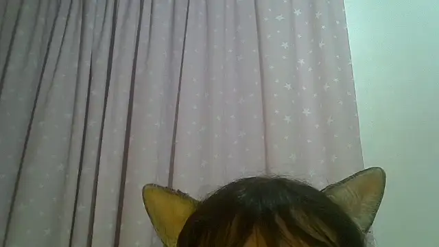 SkinnyKitten webcam