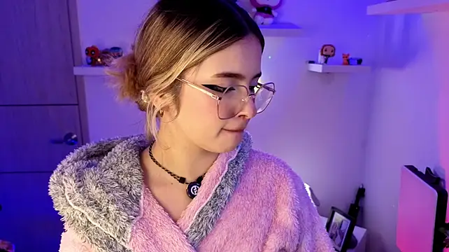 EmilyMiller_ webcam