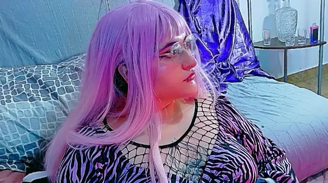 XxGreenGoodxX webcam