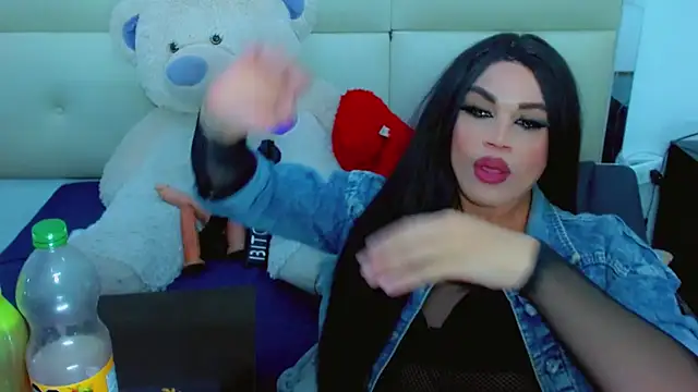 NharaBigCock webcam