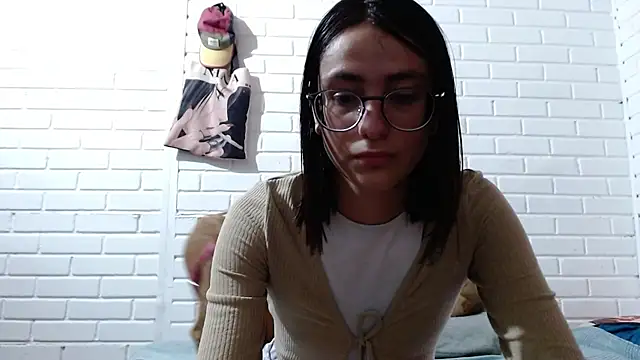 crystalstonee webcam
