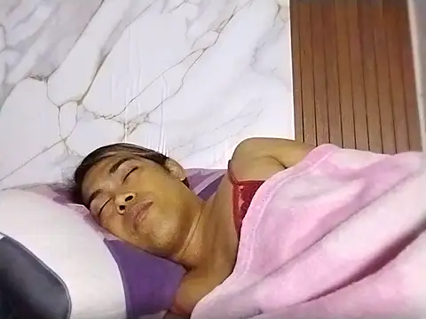 goddessriri01 webcam