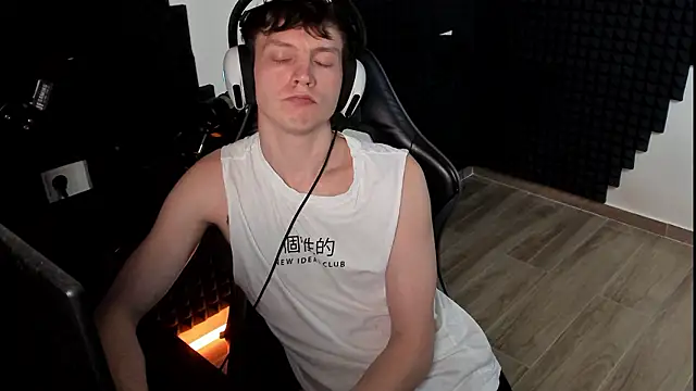 More_than_friend webcam