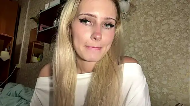 LynnMontiel webcam