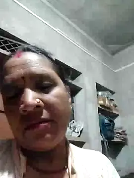 HotLoomaraj29