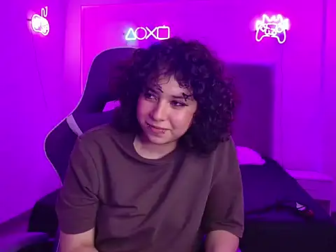 Lilithsalvatoree webcam