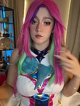 NaomiShimizu webcam