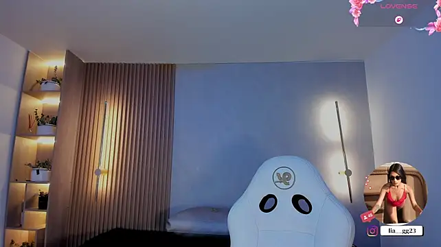 liah_cleir webcam