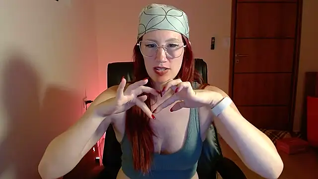 Miss-Red webcam