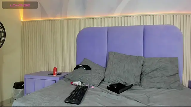 Scarlett_Aura webcam