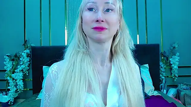 KissDreamm webcam