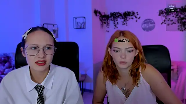 melody_sky_ webcam