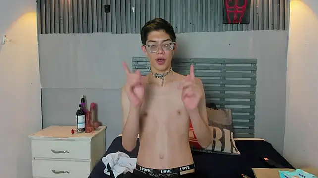 LianFerrer1 webcam