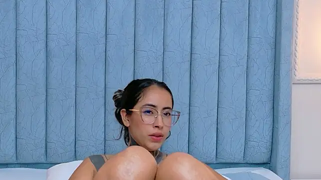 NicoleBlum webcam
