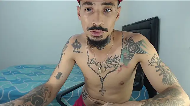 emiliano_hottt webcam