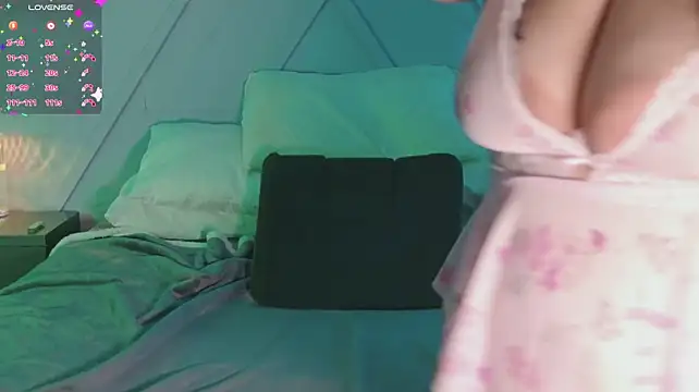 emmajohnss webcam