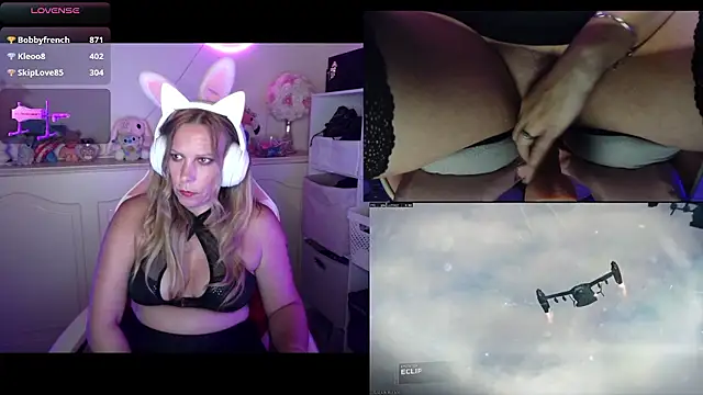 Angie-night webcam