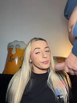 Strongqueen webcam