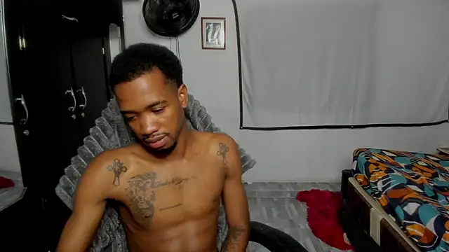 Kofi_exotic_2 webcam