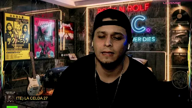 chino_roz webcam