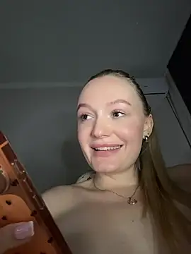 AvaGlowy