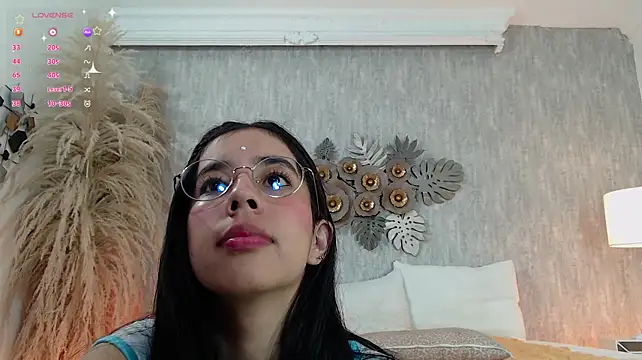 laraa_jeean webcam