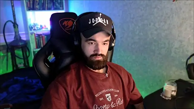 _Serious_Man webcam