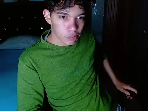 haku_nayro webcam