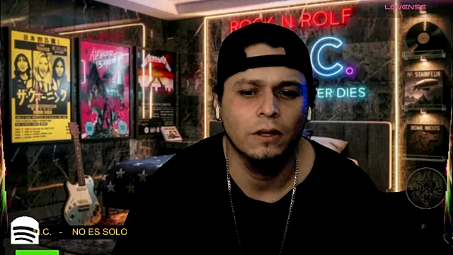 chino_roz webcam