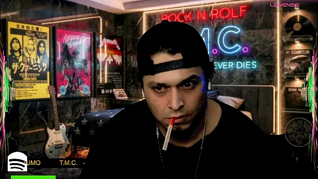 chino_roz webcam